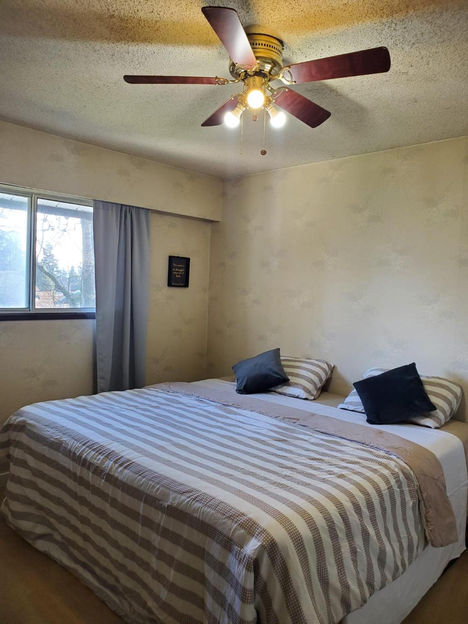 أبوتسفورد Farhad'S B&B المظهر الخارجي الصورة