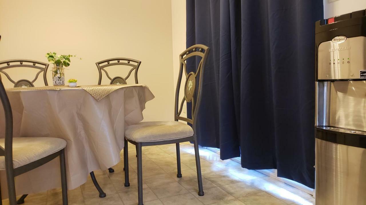 أبوتسفورد Farhad'S B&B المظهر الخارجي الصورة